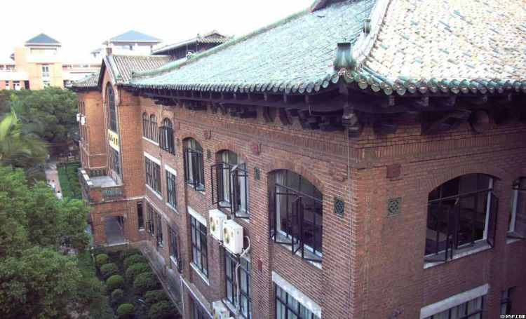 广州市真光中学（白鹤洞校本部）